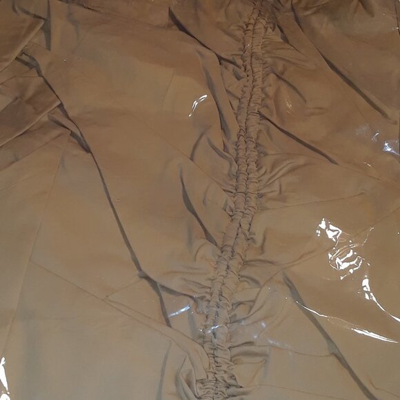 PLUS KEEPING IT TOGETHER LONG SLEEVE MINI RUCHED DRESS ( BRAND NEW !!!! ) - Picture 6 of 6